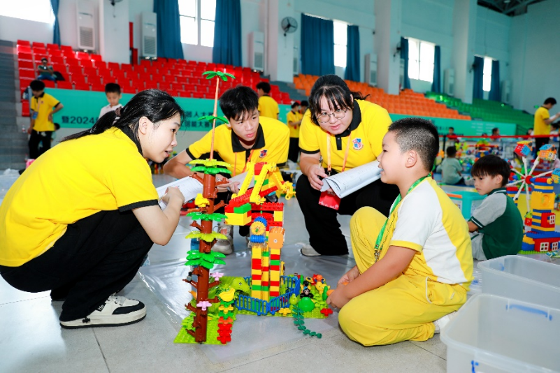 图片 12 图片 12