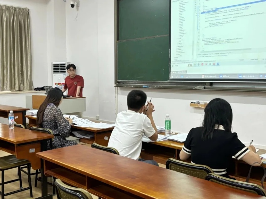 图片 14 图片 14