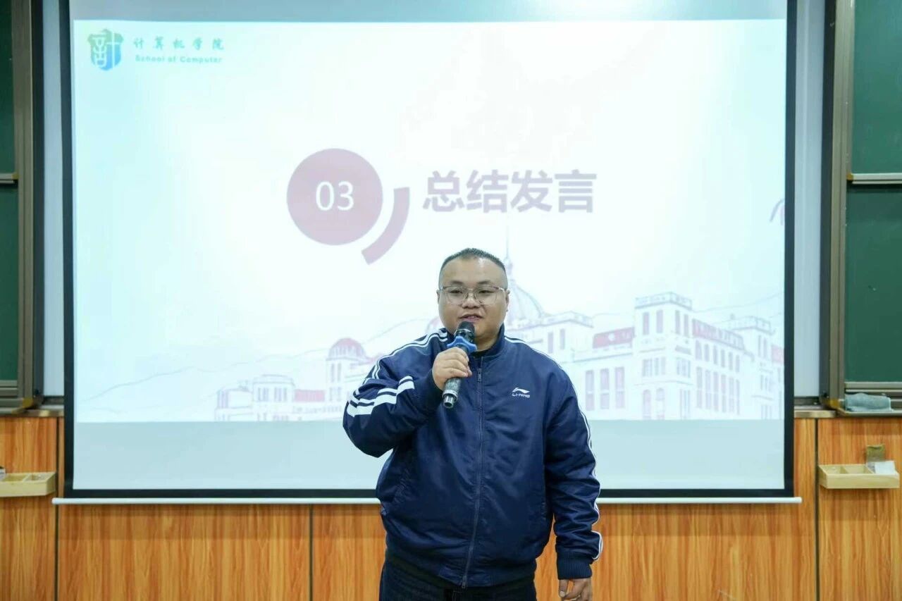 男人站在电视前
AI 生成的内容可能不正确。 男人站在电视前
AI 生成的内容可能不正确。