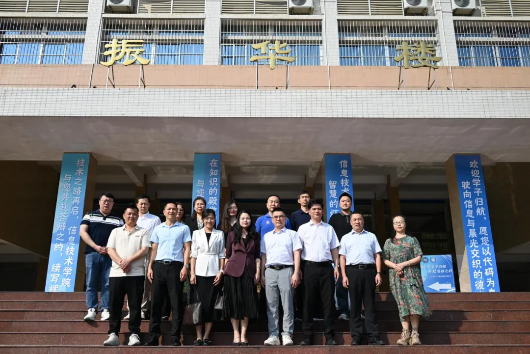 图片 7 图片 7