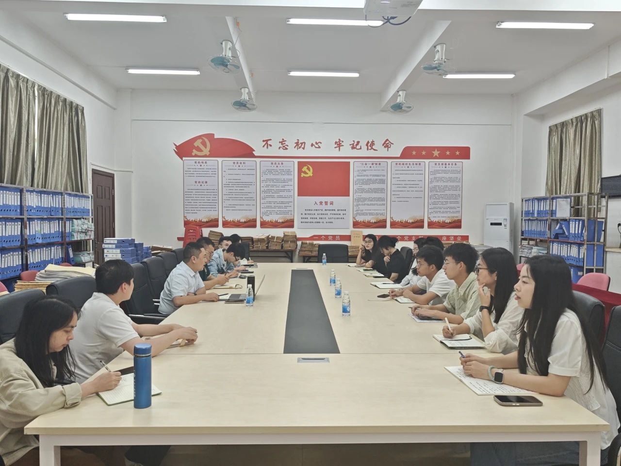 图片 7 图片 7