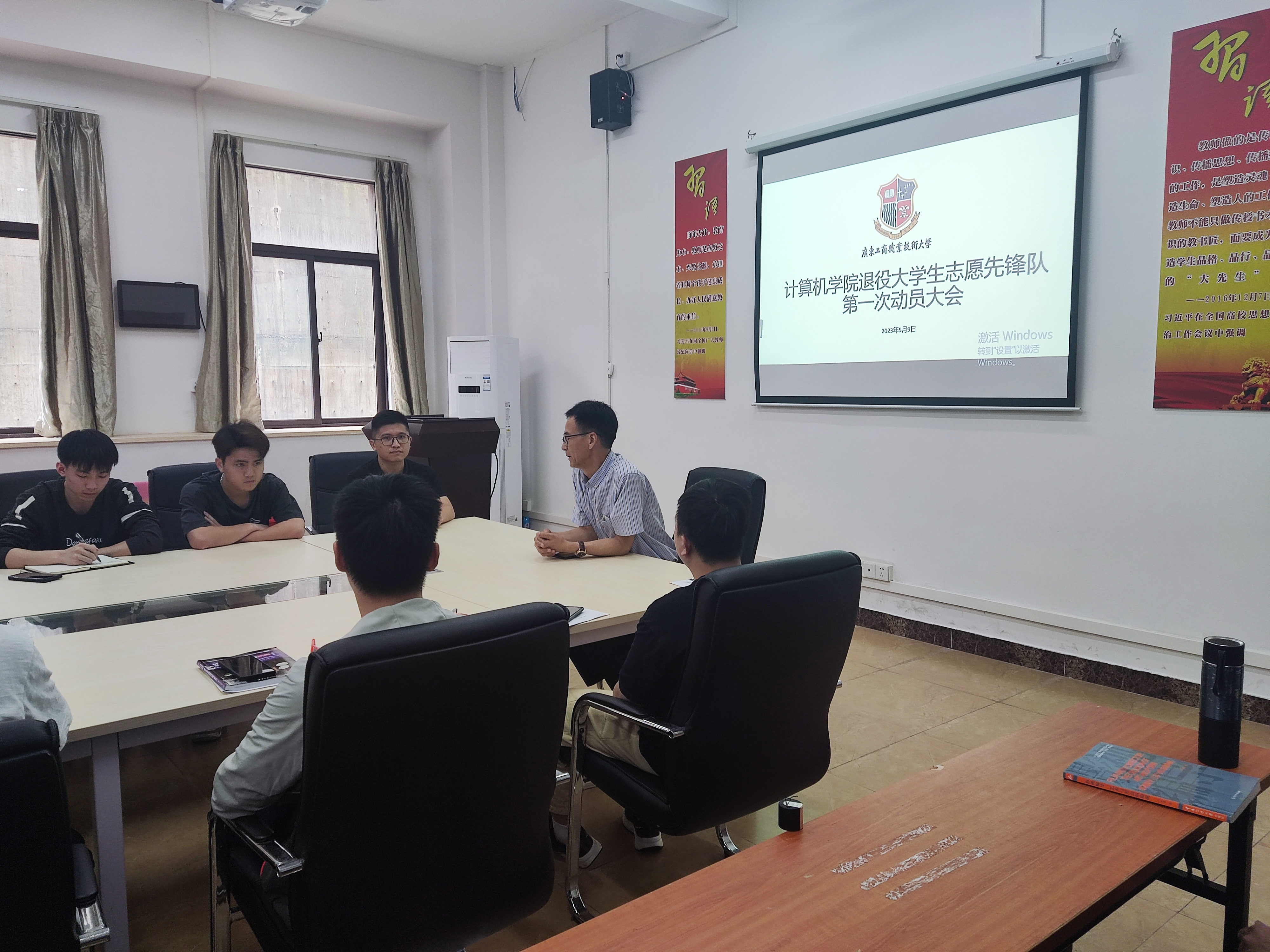 图为韩治国在作动员讲话.jpg 图为韩治国在作动员讲话.jpg