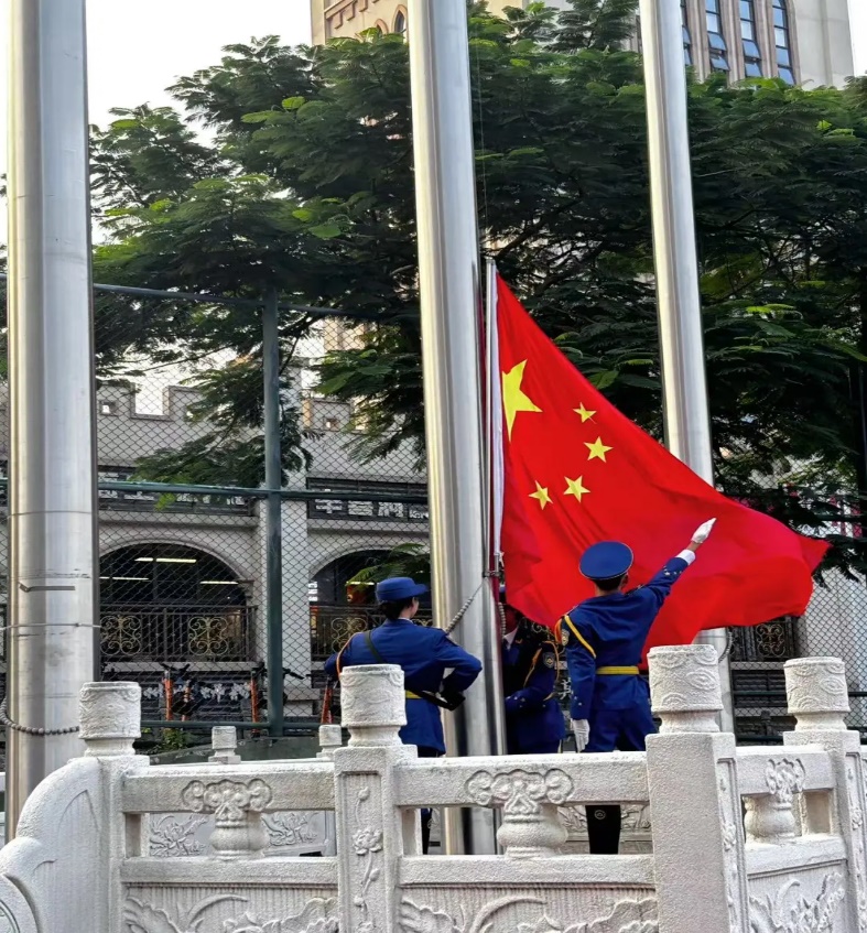 图片 11 图片 11