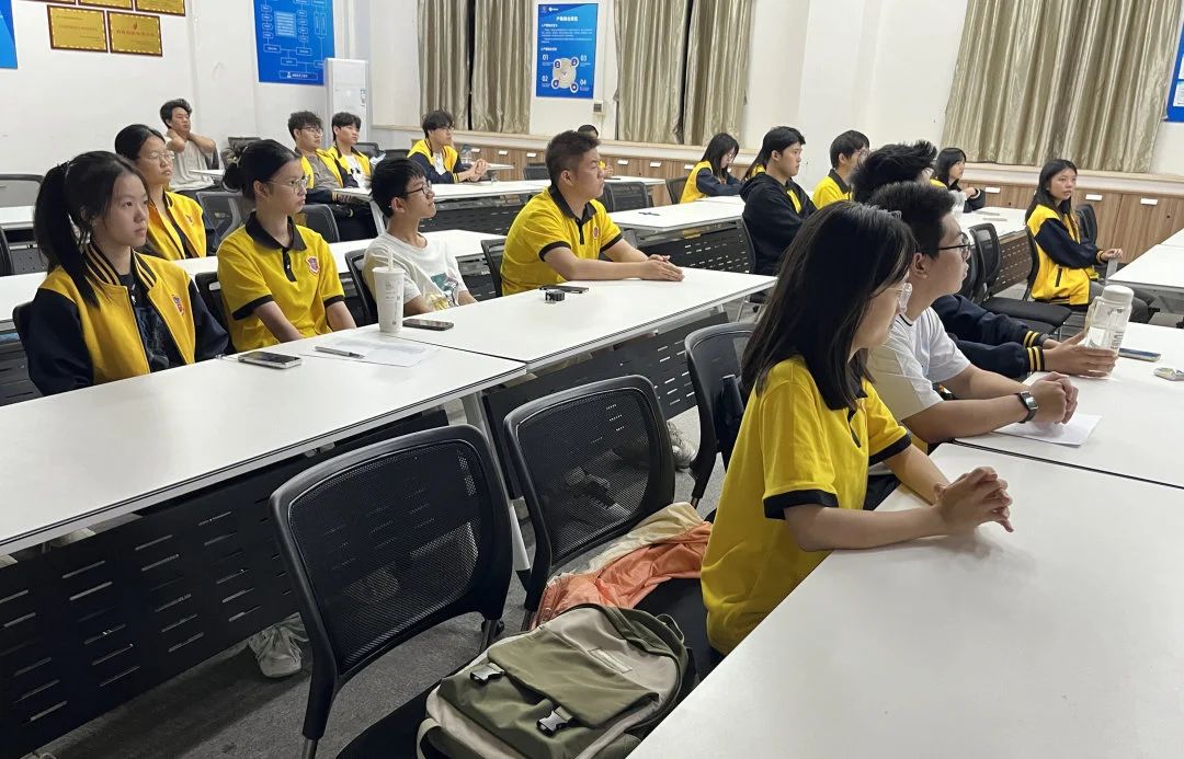 图片 1 图片 1