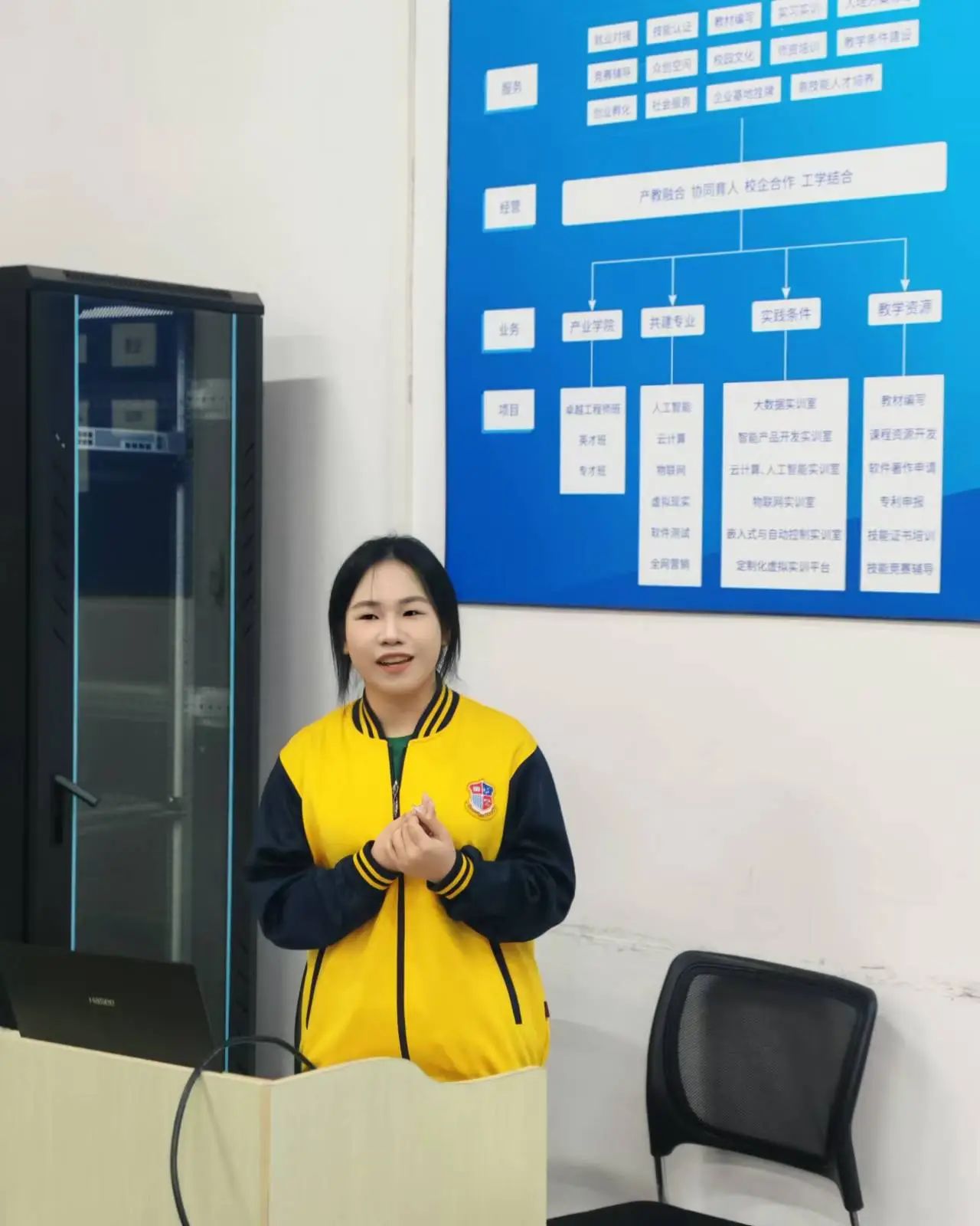 图片 7 图片 7