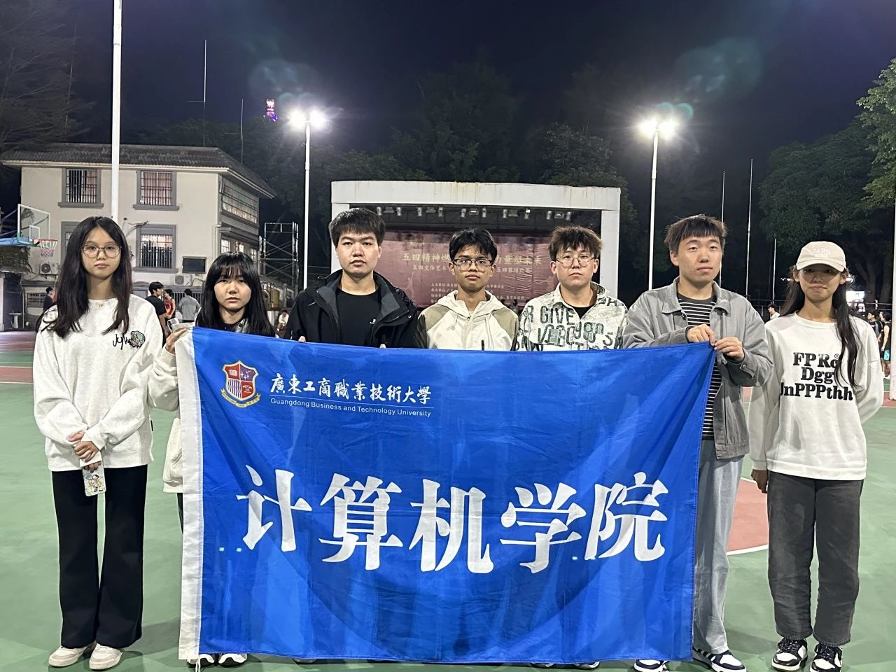 图片 10 图片 10