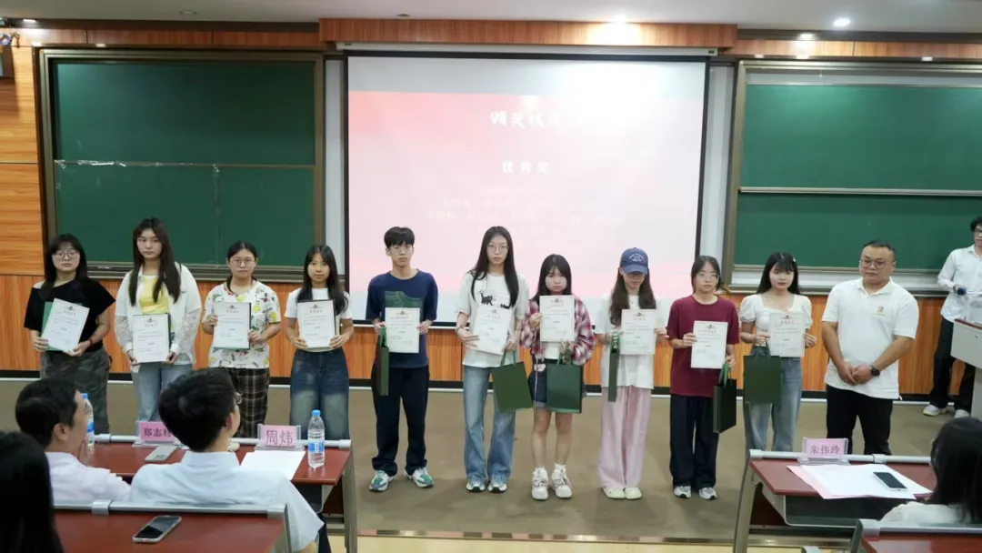 图片 7 图片 7
