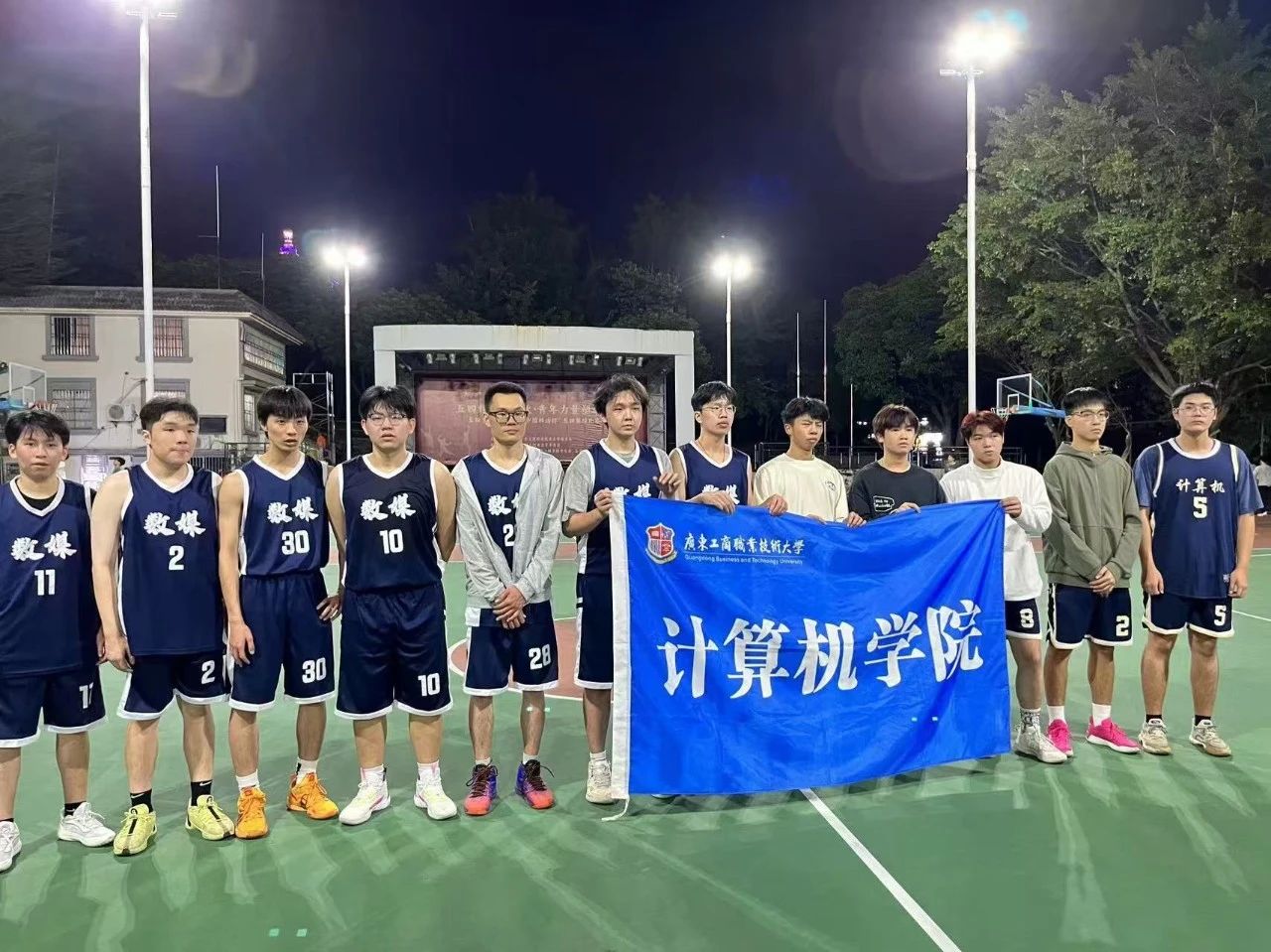 图片 6 图片 6