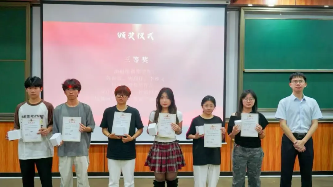 图片 8 图片 8