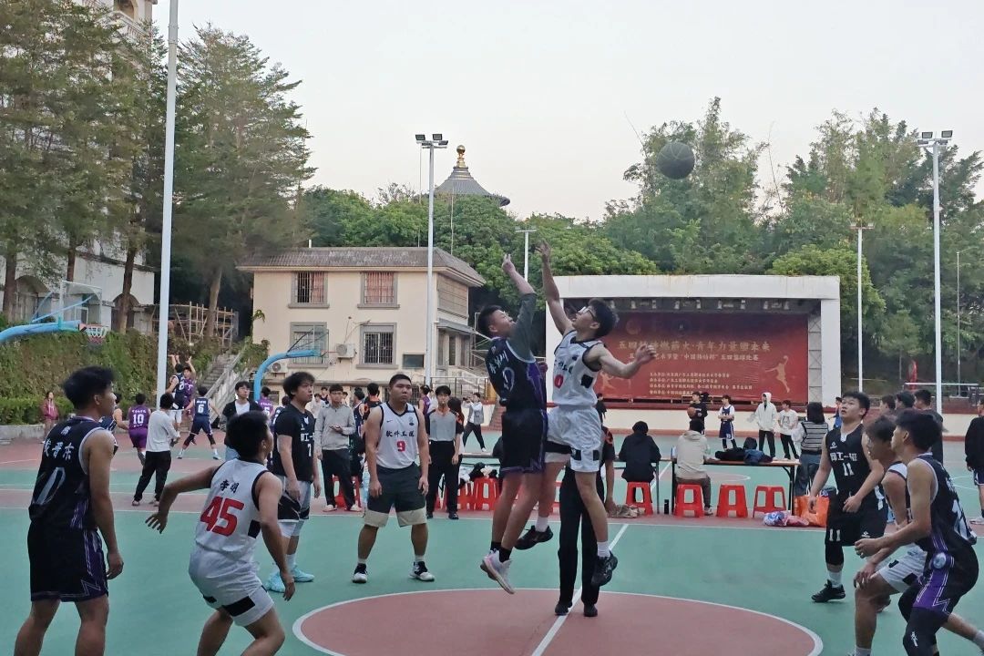 图片 4 图片 4