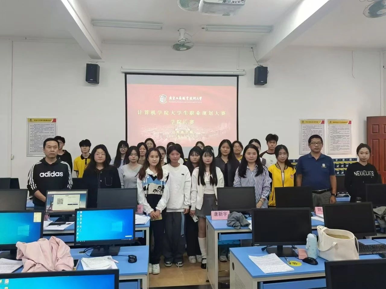图片 10 图片 10