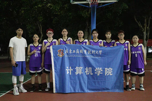 图为女篮合影.jpg 图为女篮合影.jpg
