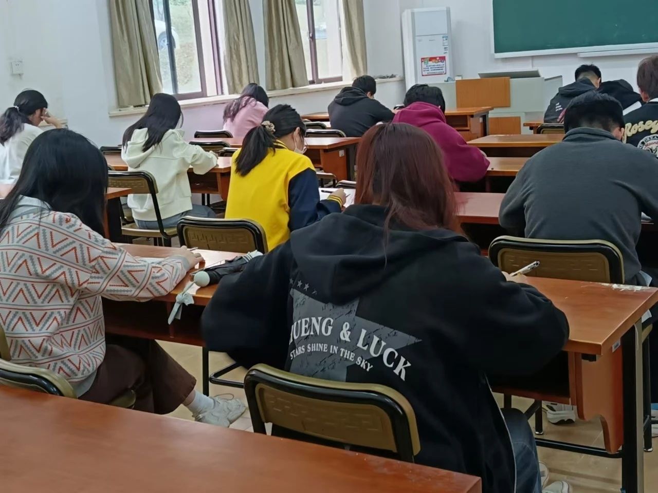 图片 3 图片 3