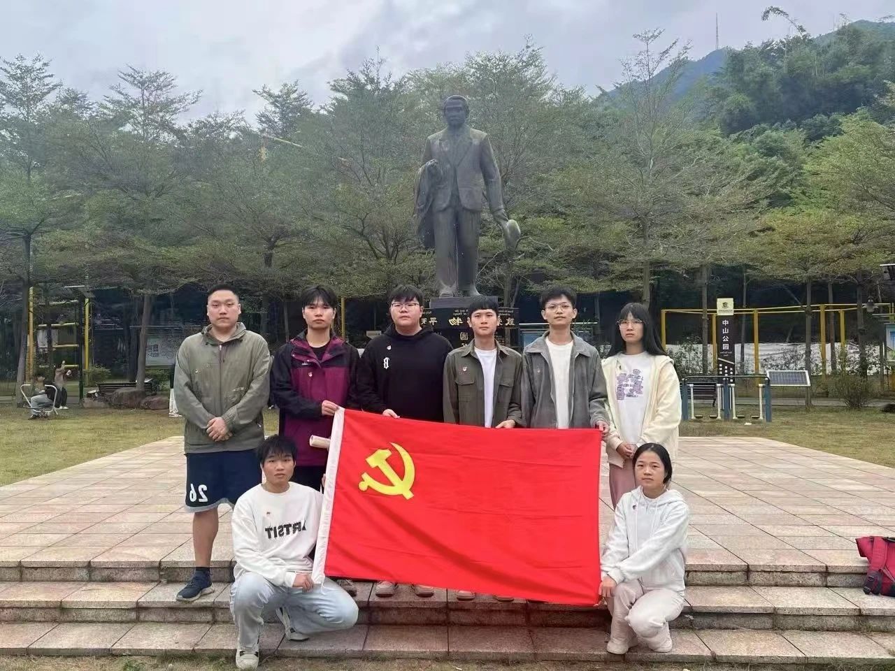 图片 7 图片 7