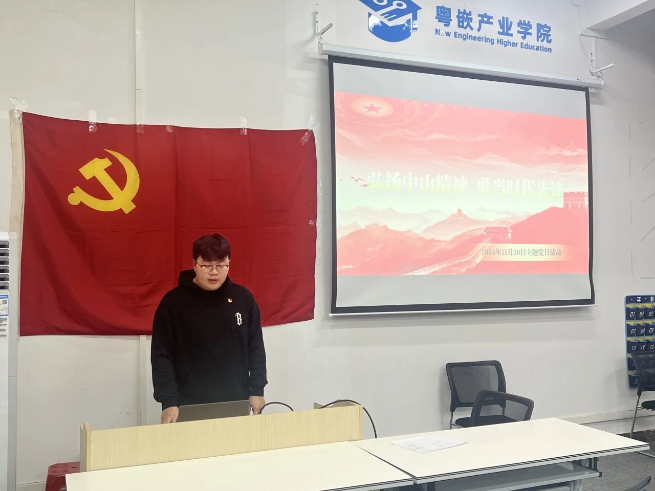 图片 1 图片 1