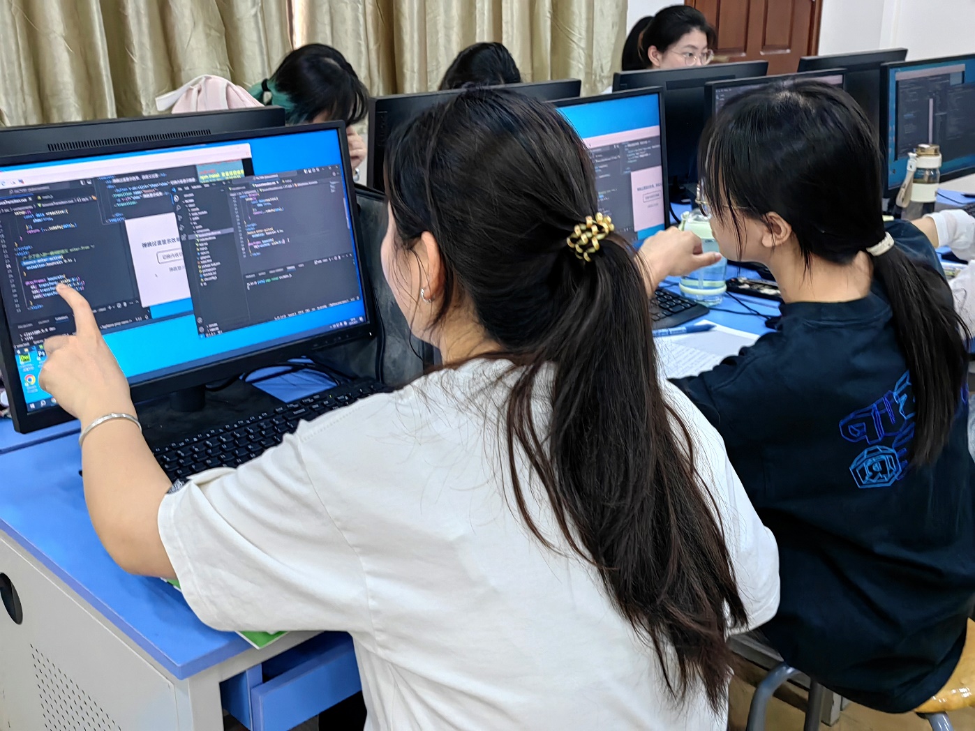 软件工程实训室2 软件工程实训室2